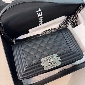 CHANEL SMALL BOY bag!